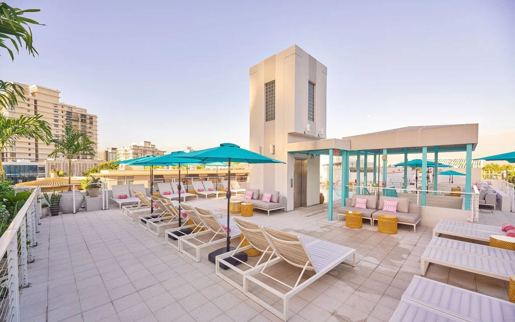 11 hotelgreystone 1024x640