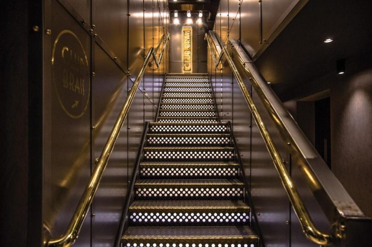 547969196 768x510